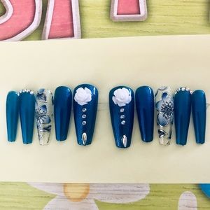 Press on nails sets